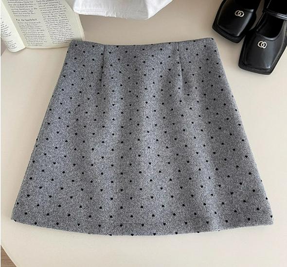 

Korean Trendy Cashmere-Blend Polka Dot Pencil Skirt – Women s Hip-Hugging, Autumn/Winter M світло-сірий колір