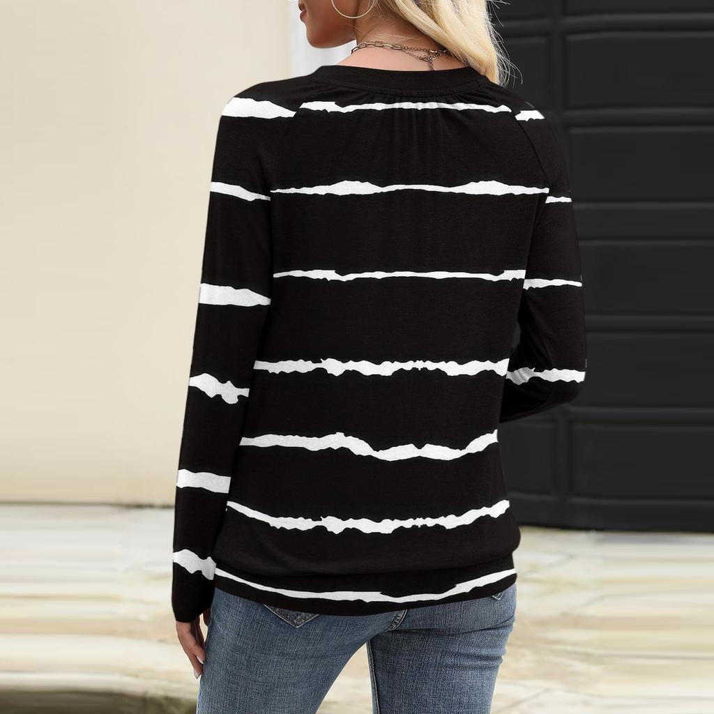 Women's Casual Fashion V-Neck Raglan Pleated Floral Print Long Sleeve Top