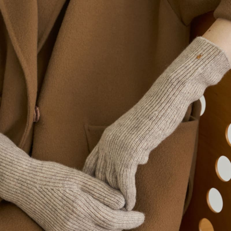 

Перчатки базовые Ssecondo Wool 100%, Лена _5 цветов Charcoal