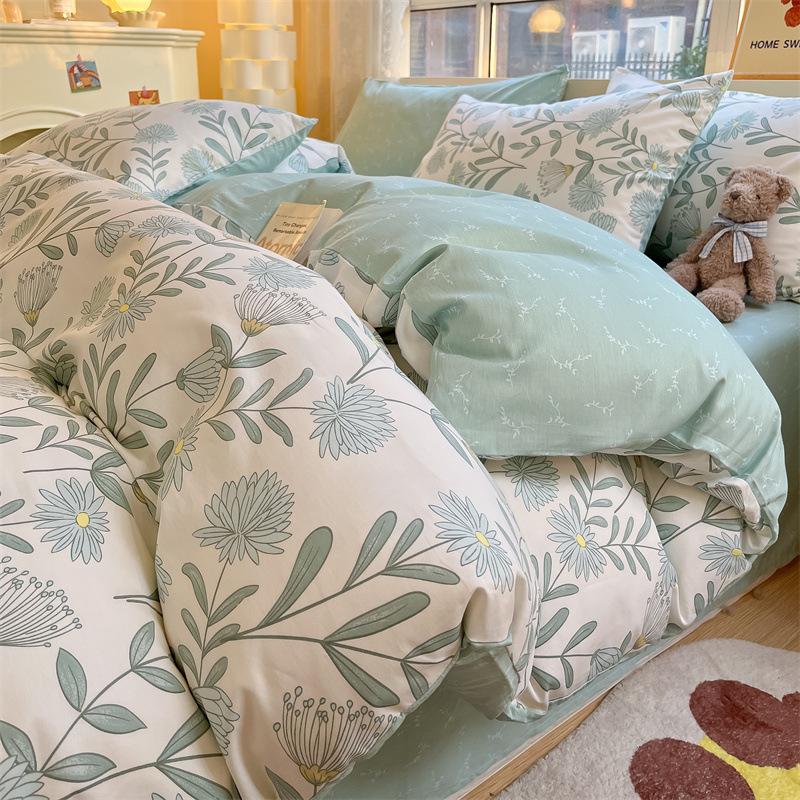 Bedding Four-piece Set, Cotton Pure Cotton Floral Quilt Cover, Bed Sheet Dormitory Three-piece Set