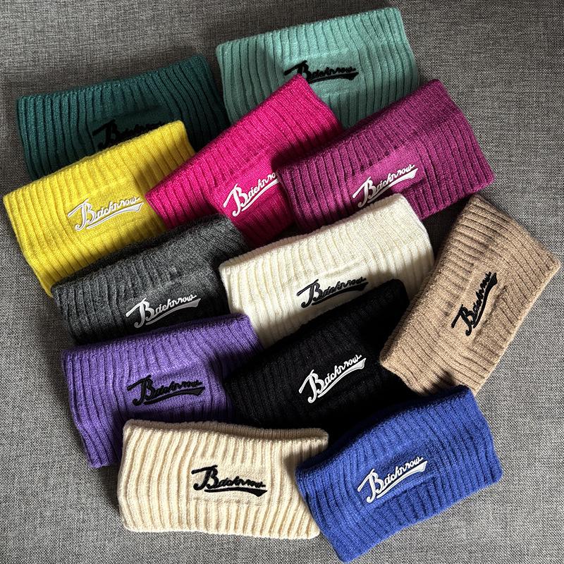 Thick Woolen Print Sport Headband - Unisex Tennis, Basketball, Badminton, Running Hairband in Korean Style