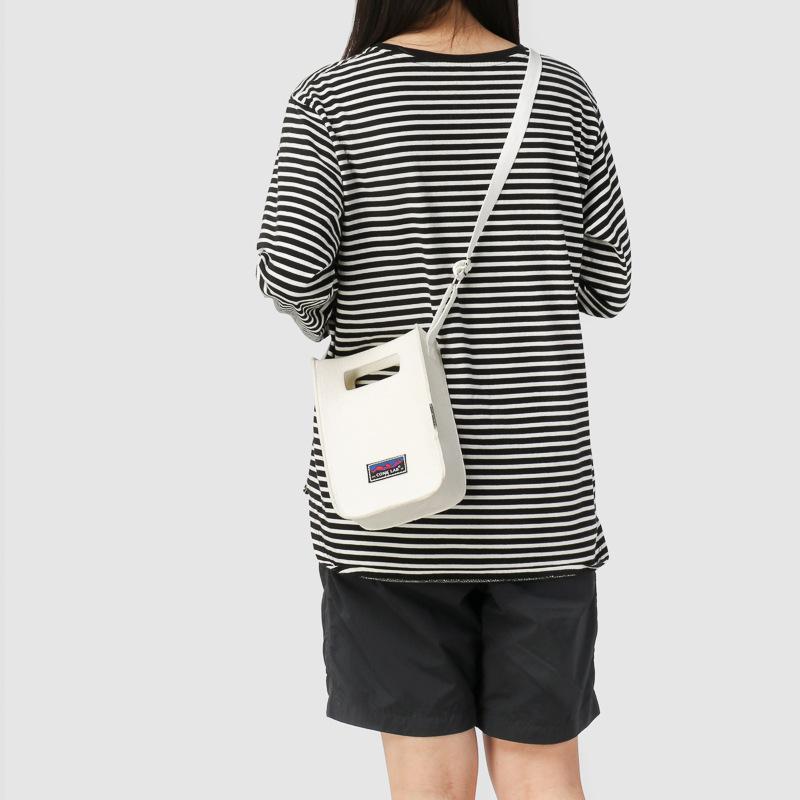Japanese and Korean letter labeled felt cargo satchel men s and women s ins style shoulder crossbody bag белый