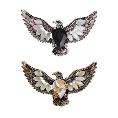 Fashion Bird Brooch Fun Animal Pin Unique Alloy Brooch Bird Shape Bagde Perfect for Everyday Wear or Special Occasions