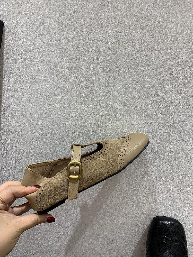 Retro Carved Square Head Shallow Mouth Single Shoes Flat-soled Small Leather Shoes Women's Niche Design French Mary Jane Shoes Autumn Women