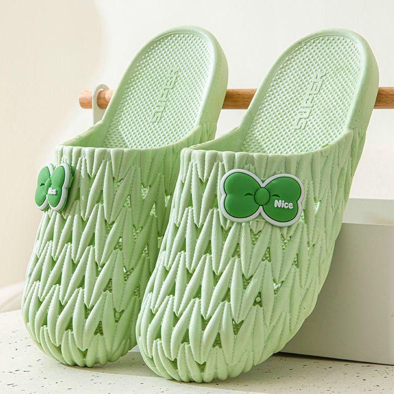 Women Summer Beach Hole Sandals Female Green Soft Sole EVA Clogs 2024 Fashion Lady Non-slip Outdoor Slippers
