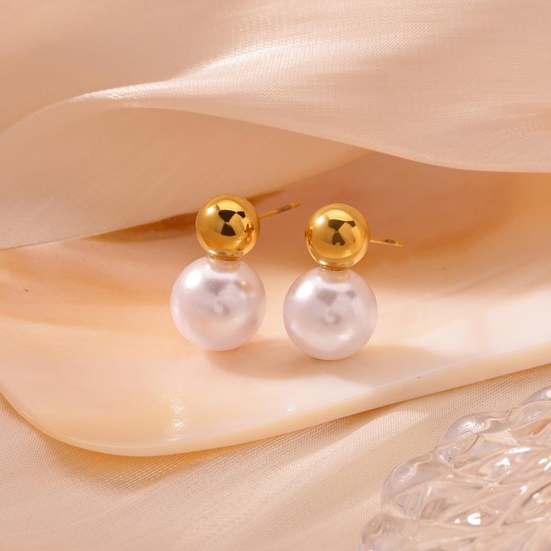 Temperament simple personality light luxury golden bean pearl stud earrings niche design French retro earrings ear jewelry