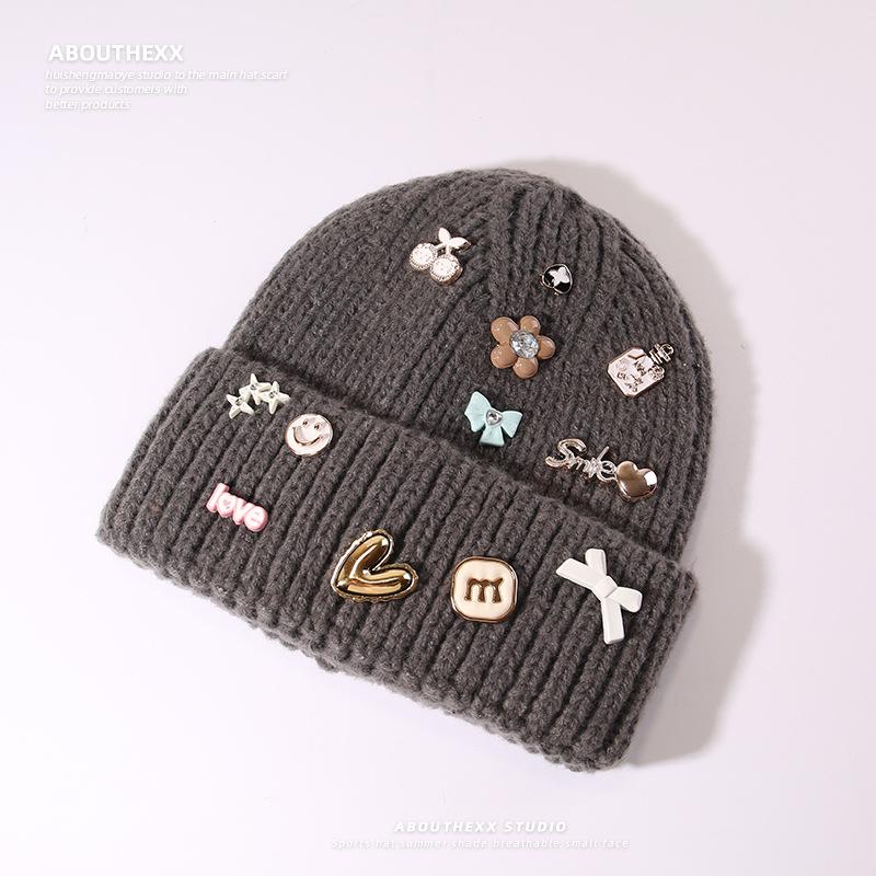 New Autumn and Winter Hat Women's Multi Button Thick Thread Knitted Woolen Hat Warm Ear Protection Bag Head Hat Pullover Cold Hat