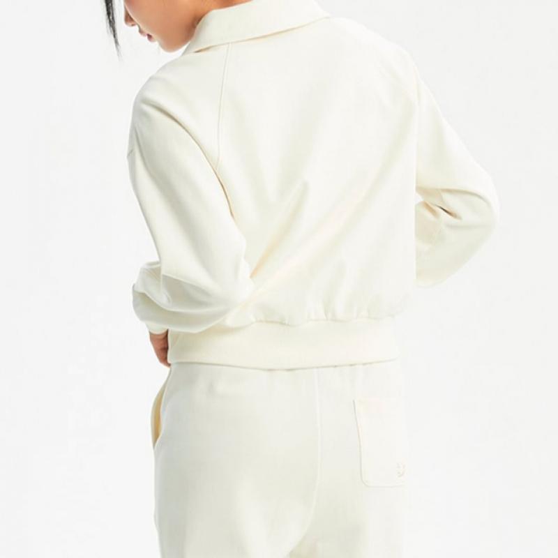 New Balance Women S T ShirT  C28   Nbnce1w212 64 Women S SignaTure Semi Crop