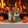 Kürbishaus Miniatur, Harz Herbsternte Dekoration mit handgeschnitzter Kacheltextur und Kürbisdetails, Retro Britisches Holzhaus für Halloween