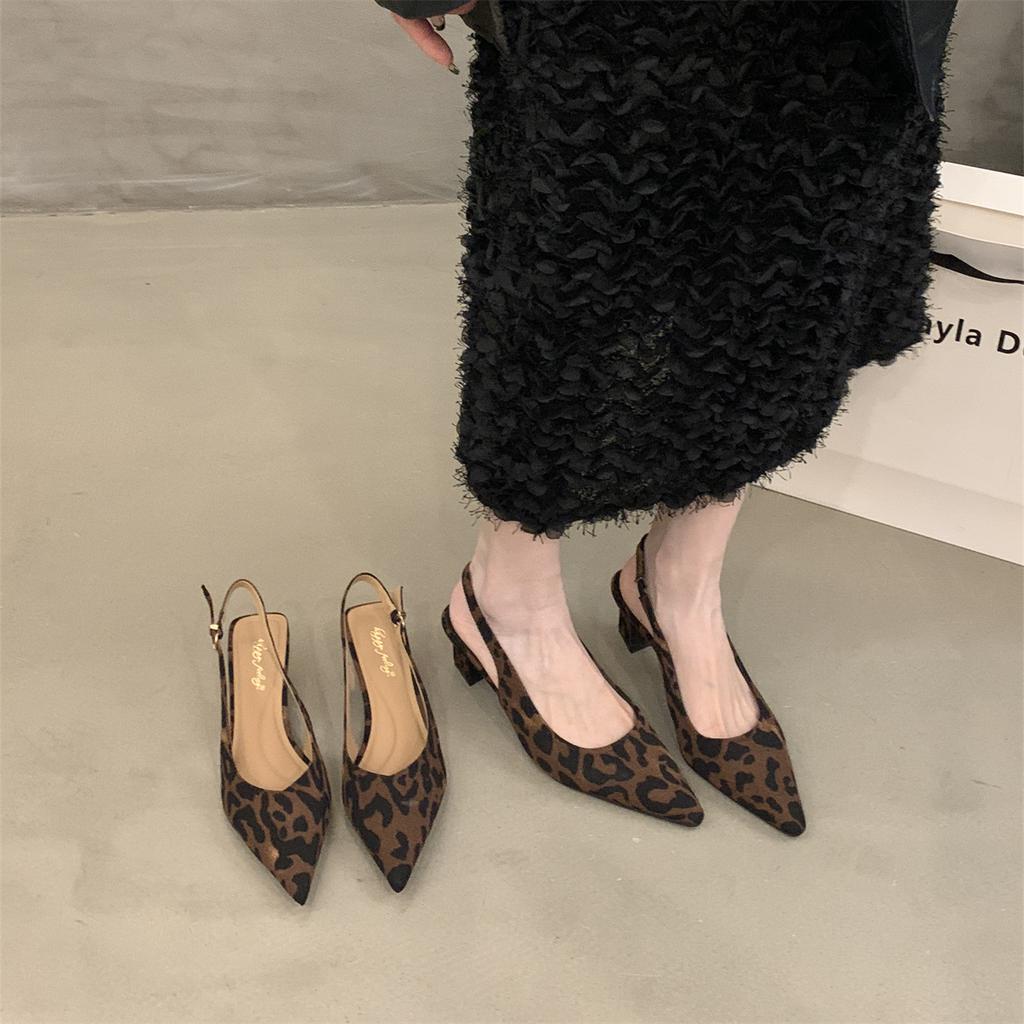 Coarse heel bag head sandals women's shoes summer 2025 new niche with skirt leopard print pointed empty high heel single shoes