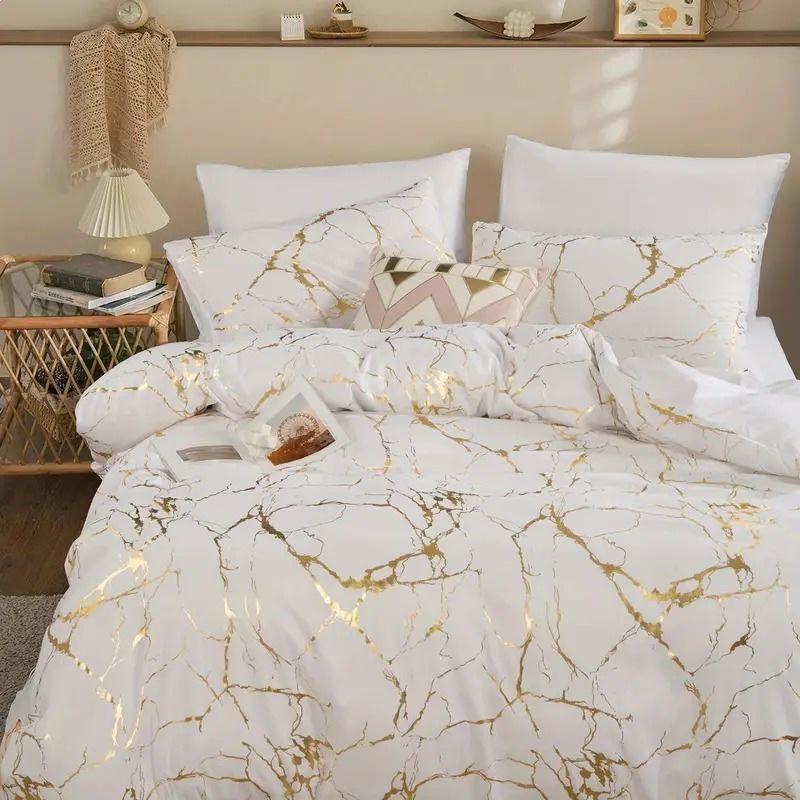 Golden Marble Pattern Duvet Cover and Pillowcase Three-piece Bedding Set