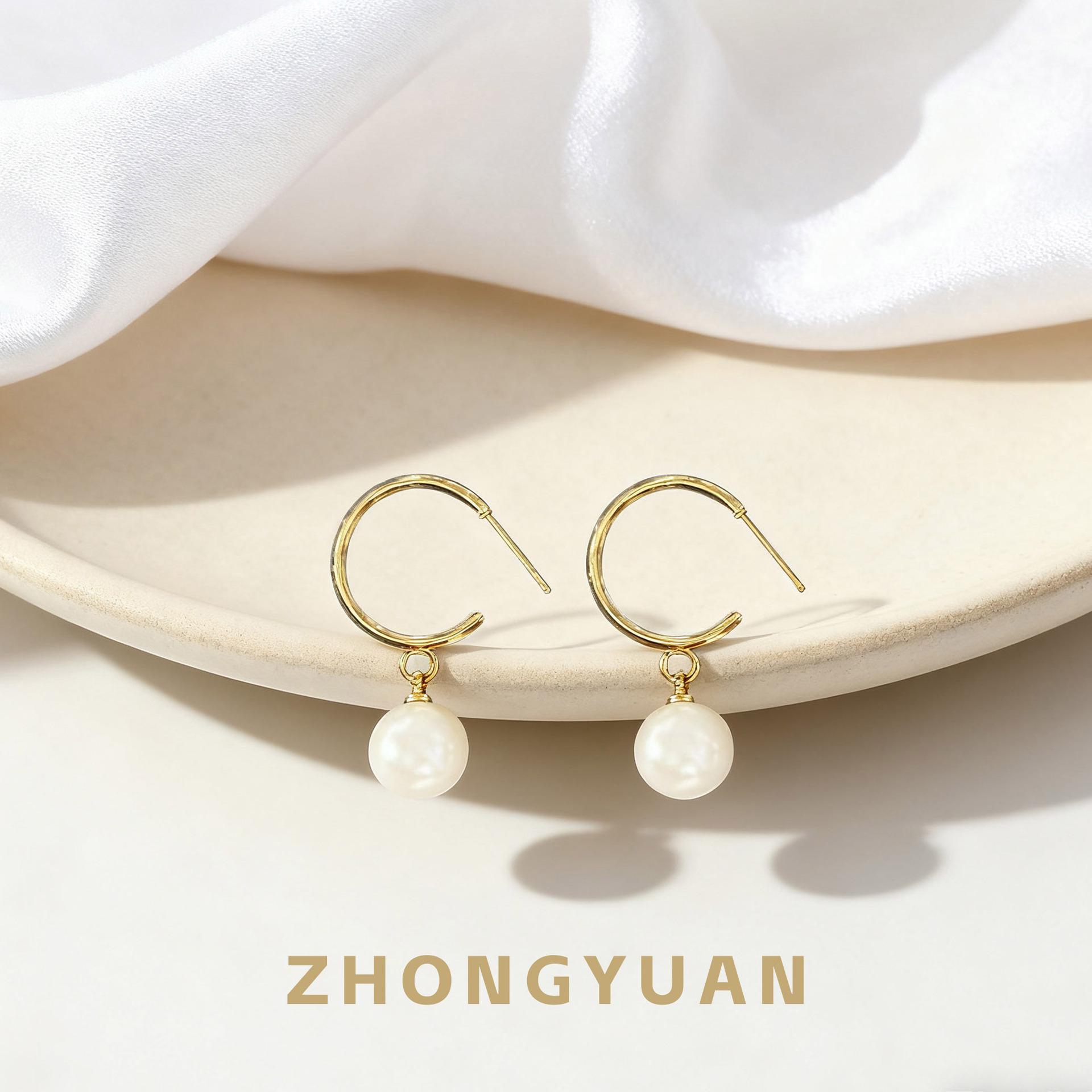 S925 Sterling Silver Gold Pearl Dangle Earrings - Elegant, Luxurious, and Fashionable Design