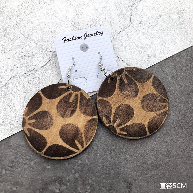 Bohemian Wood Earrings Women's Personality Exaggerated Print Flower Stud Earrings Vacation Versatile Temperament Earrings