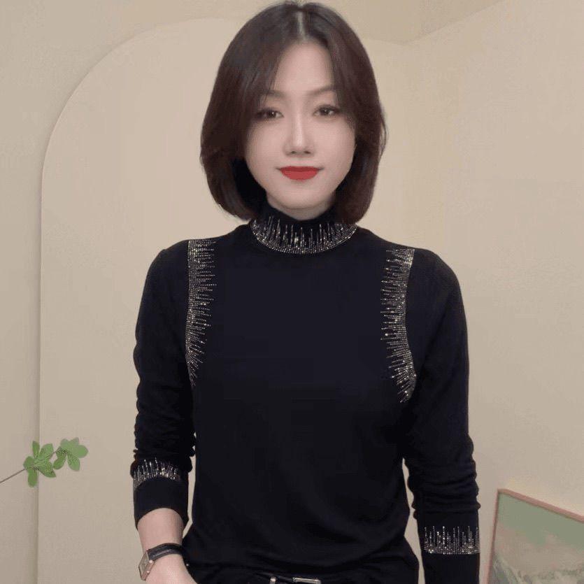 Hot diamonds autumn and winter new semi-turtleneck German velvet temperament long-sleeved T-shirt solid color versatile design fashion base