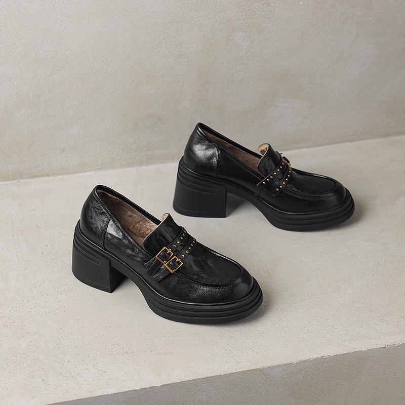 Miękki! Skóra owcza~ gruba podeszwa na obcasie buty jednolite damskie 2025 nowe mokasyny na wysokim obcasie damskie głęboki dekolt jeden pedał małe skórzane buty