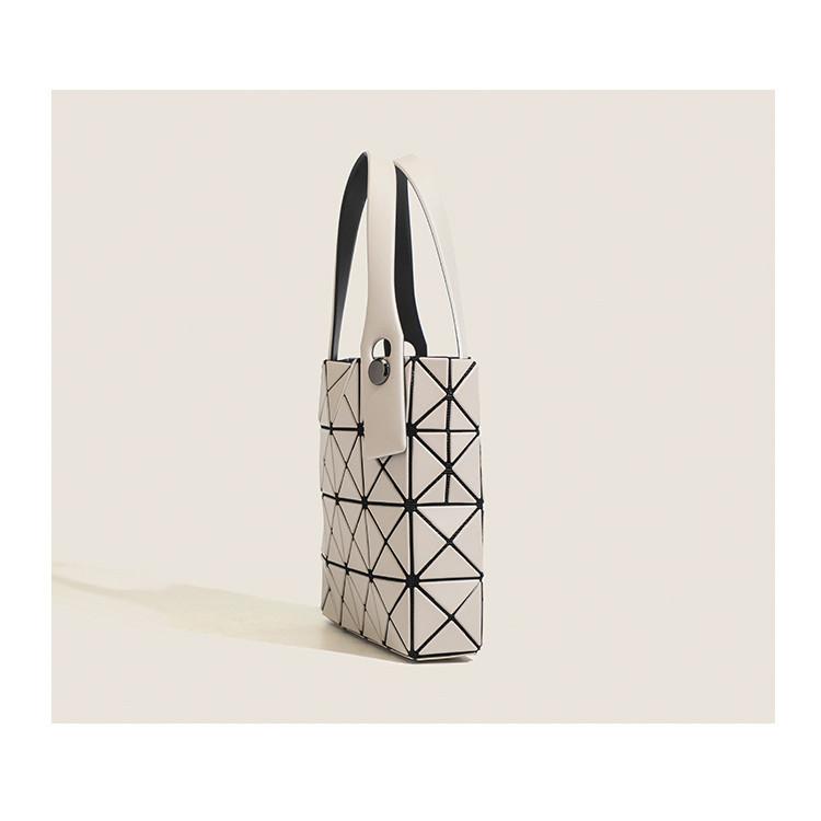 IELGY Spring Summer Geometric Diamond Bag All-Match One-Shoulder Underarm Bag