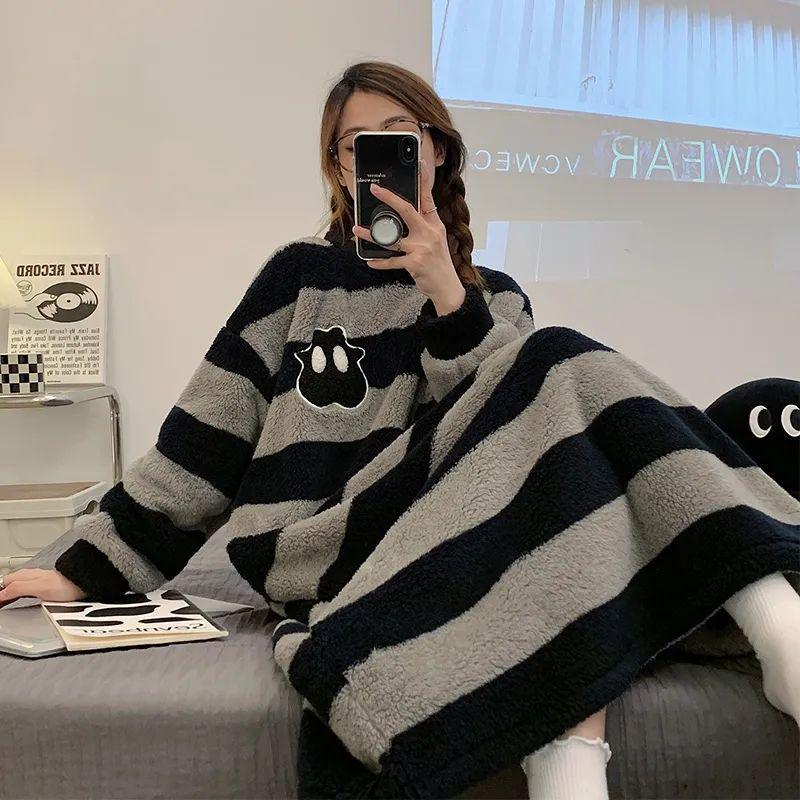 Women s Autumn/Winter Long Sleeve Flannel Nightgown - Coral Fleece Pullover with Cartoon Design, Round Neck Homewear. Size 4