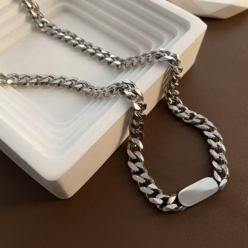 Titanium Steel Non-Fading Women's Hip-Hop Cuban Chain Necklace - Trendy European & American Street Style Clavicle Accessory