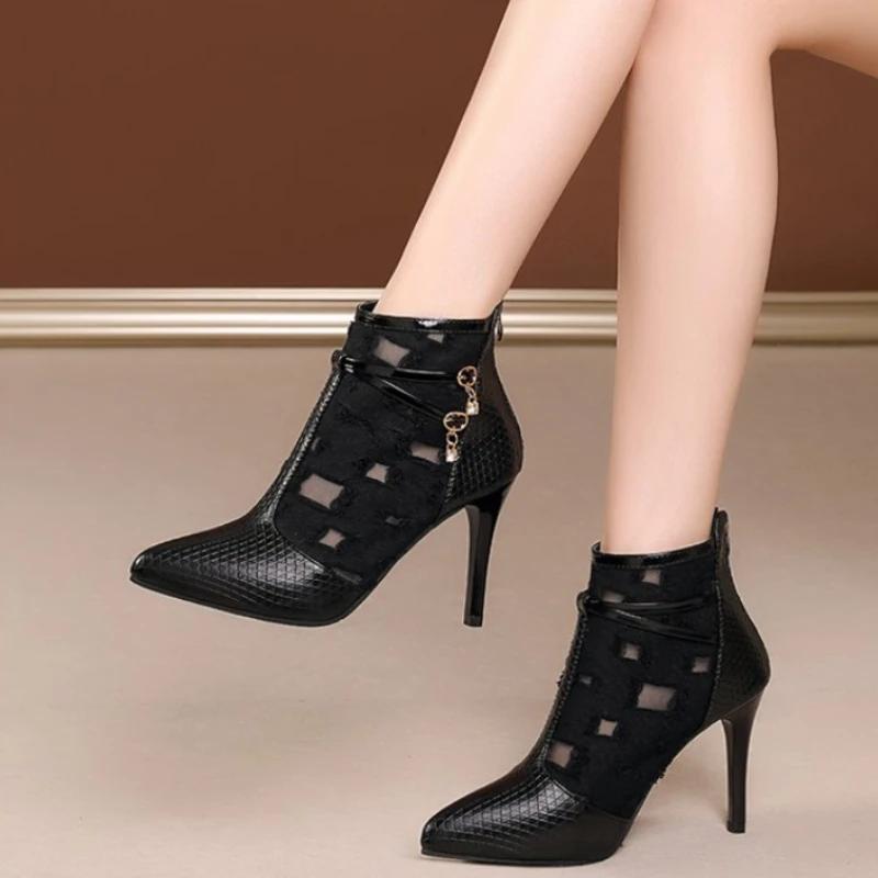 

Женские туфли ботильоны на высоком каблуке 2024 весна и лето новые изящные остроносые открытые с молнией сзади большого размера 41