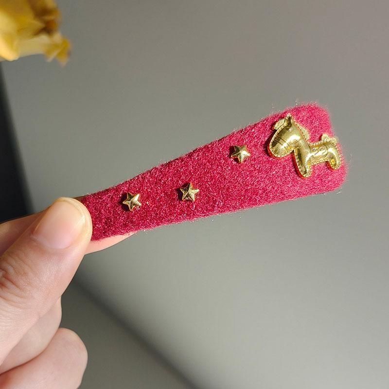 Instant Riches: Personalized Red BB Hair Clip - Fashionable Bangs Accessory Hairpin