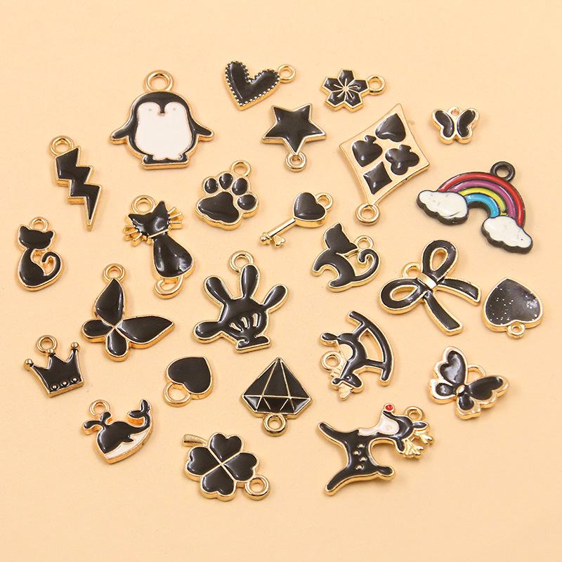 Mixed Eight-Color Enamel Alloy Charms for DIY Jewelry: Bracelet, Necklace, and Keychain Accessories (10/20/50 Pieces)