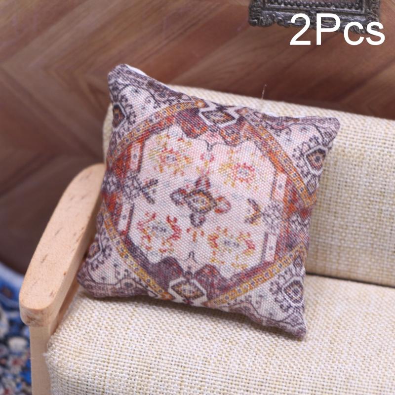 2 Peças 1/12 Almofadas Bohemian Miniatura Fofas Brinquedos de Móveis para Casa de Bonecas Acessórios para Sofá Cama