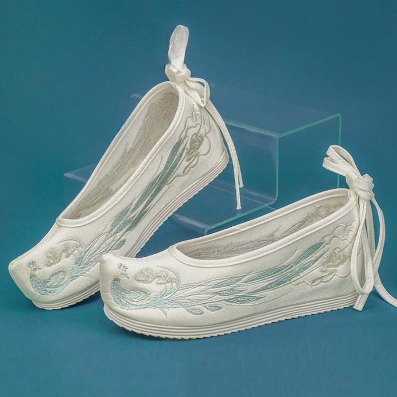 Hanfu Women's Shoes Ancient Dress Embroidery Slope Heel Bow Inner Height Spring Single Shoes