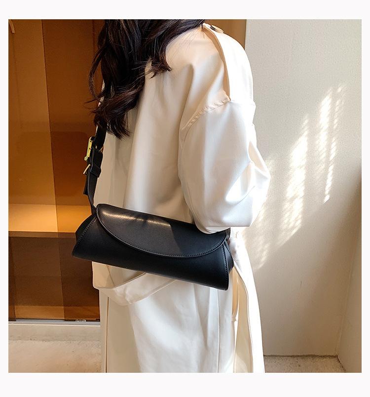 Guangzhou Women's Bag Generation Niche Design Baguette Bag Cylindrical Crossbody Shoulder Bag