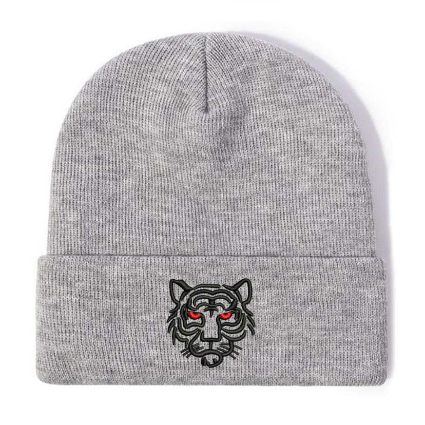 Tiger head embroidered wool knitted hat student outdoor men's and women's autumn and winter thermal hat pullover hat