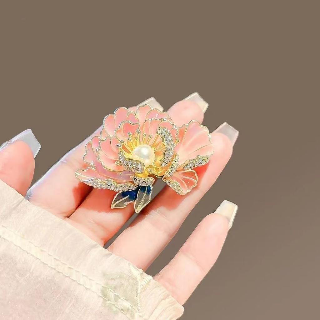 Premium Peony Brooch New Retro Elegant Pin Premium Anti-light Collar Corsage