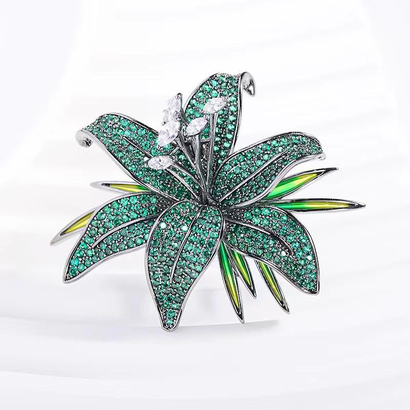 Ins Style Brooch Exquisite Luxury Blooming Lily Brooch Inlaid With Diamonds Light Luxury Versatile Collar Pin Accessories Anti-Light Chest
