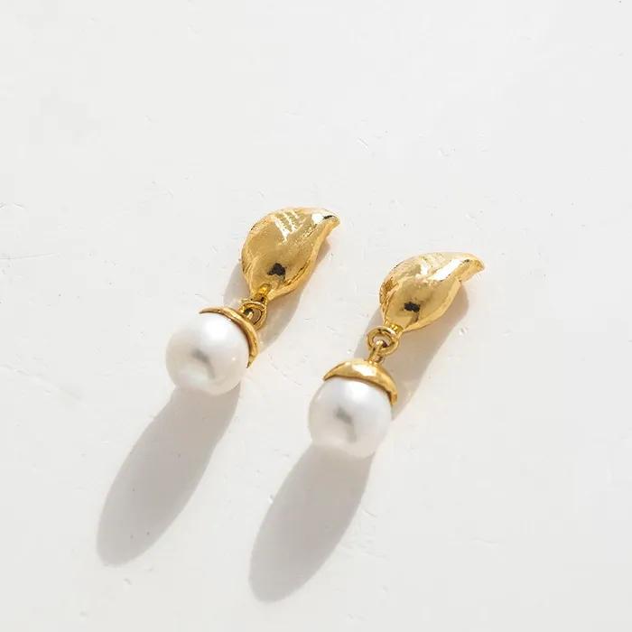 The Sparkling Light Earring, Gold