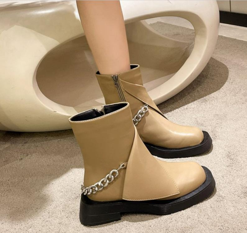 

Модные женские уличные ботильоны в современном стиле 2024 года, новые модные туфли на квадратном каблуке из мягкой кожи с удобными цепочками и аксессуарами на платформе 40