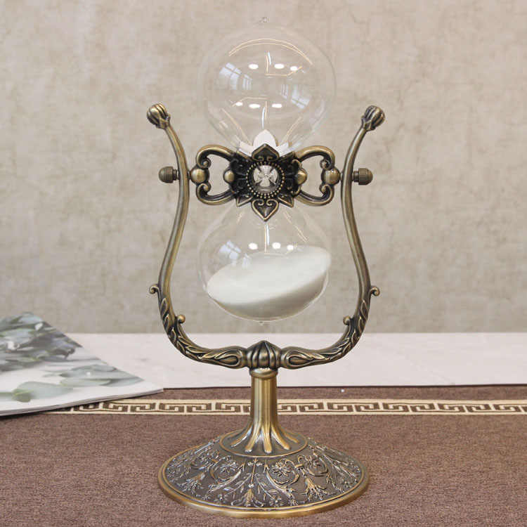Home Wine Cabinet Entrance Living Room Desktop Hourglass Decoration Crafts Creative American Retro Metal Hourglass OrnamentLH455