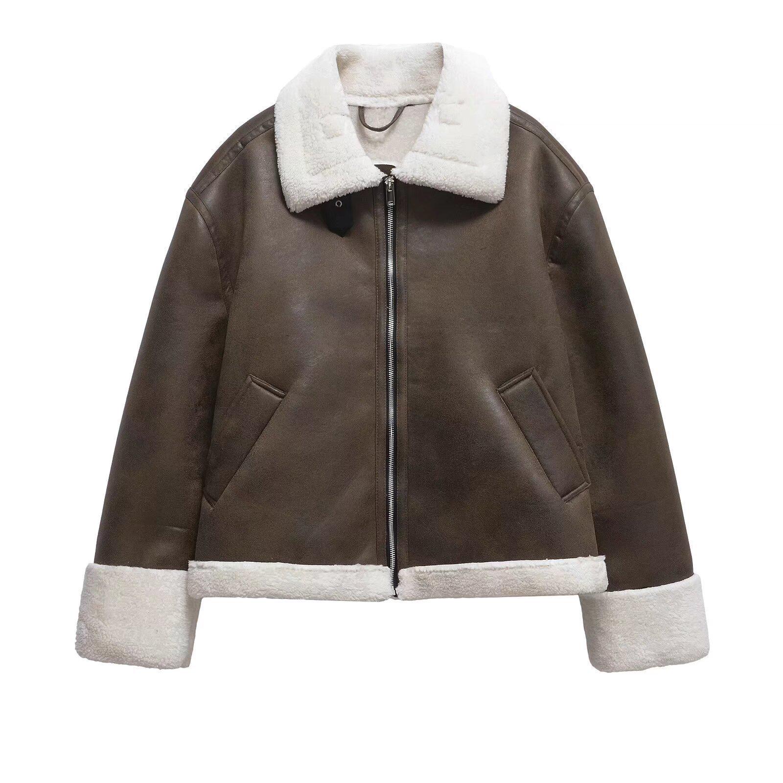 

Женская зимняя двусторонняя куртка из замши и овчины с отложным воротником S темно-коричневого