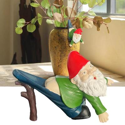 1 PCS Cute Garden Tiny Gnomes Statue Resin Garden Courtyard Ornaments Resin Mini Landscape Outdoor Miniature Figurine Decor