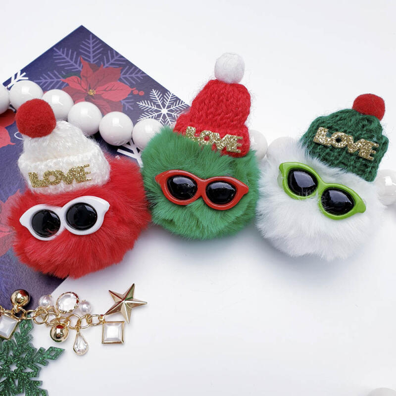 

Fabric Christmas Love Fur Hat Sunglasses Fur Doll white