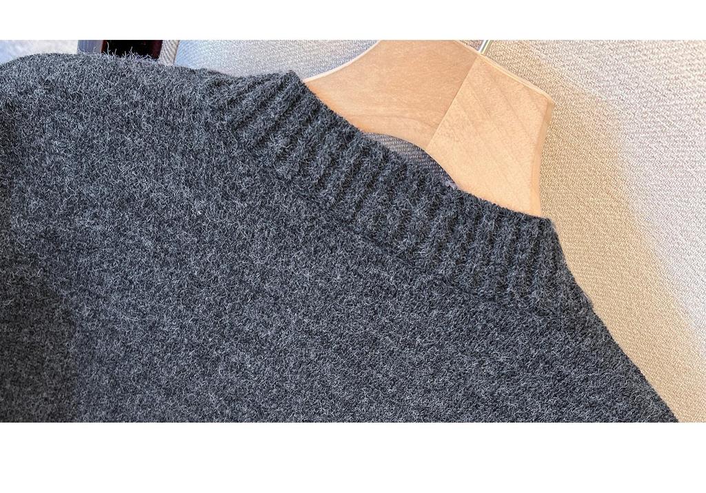 Color-Blocked Two-Piece Knit Sweater for Women - Elegant Round Neck Pullover (Spring 2026 Collection)