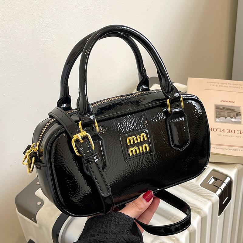 Trendy Simple High-quality Oil Wax Leather Portable Small Square Bag Casual Versatile Women's Commuting Light Luxury Messenger Bag