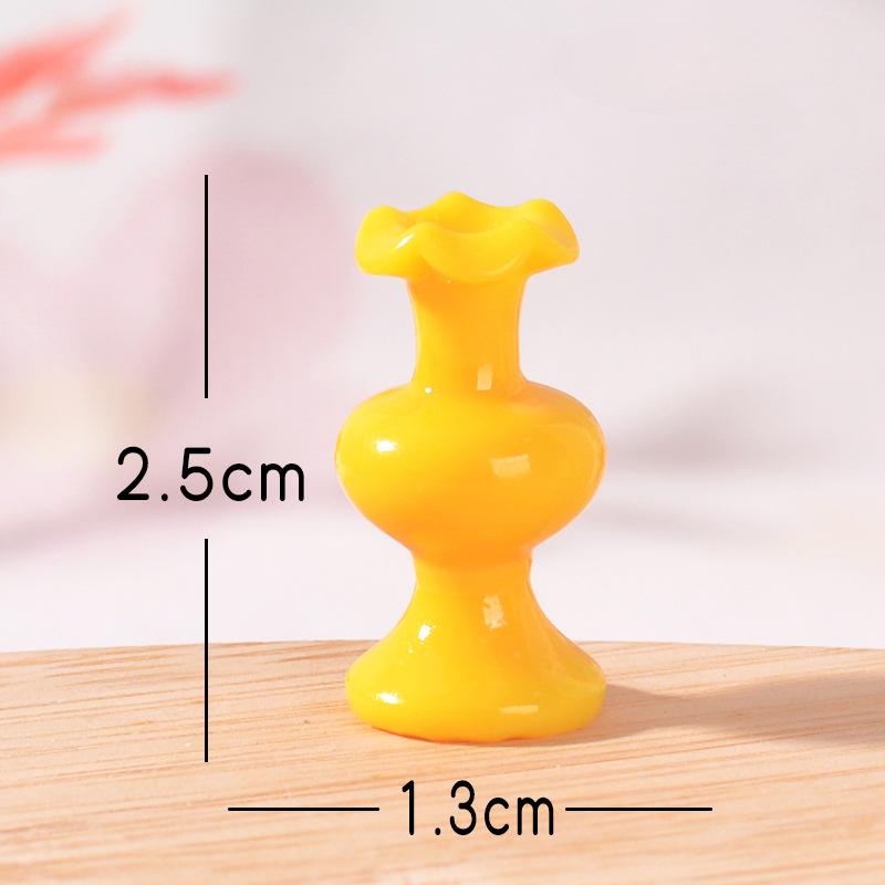 Small Flower Vases Micro-landscape Porcelain Vases Resin Models Small Ornaments Scene Props