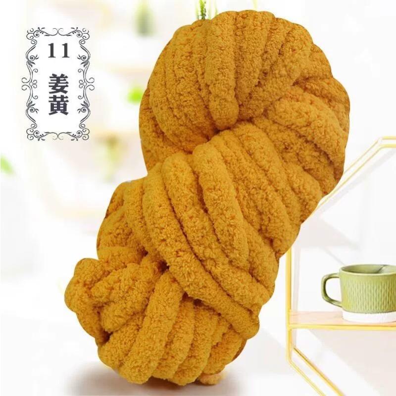 Thick Chenille Yarn for Blankets, Super Soft and Fluffy Giant Chenille-Style Polyester Yarn for Home Decor Projects