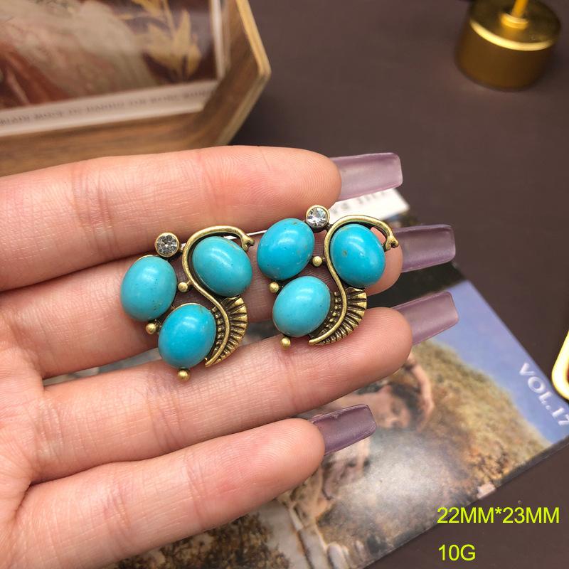 Vintage Design Copper Chain Made Old Gold Qinghai Green Turquoise Lapis Lazuli Necklace Stud Earrings Set Elegant Versatile Jewelry