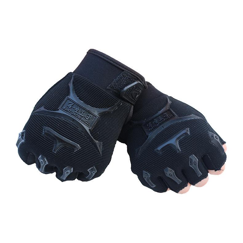 Kids' Half-Finger Camouflage Sports Gloves - Breathable & Protective for Summer Camping and Training