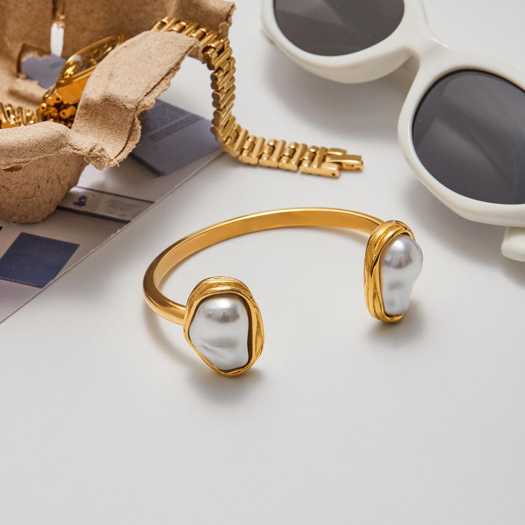 Yori Distinctive Special Shaped Resin Pearl Open Bracelet Bangle 18K Gold Plated Fashion Women Trendy Jewelry Gifts Bijoux