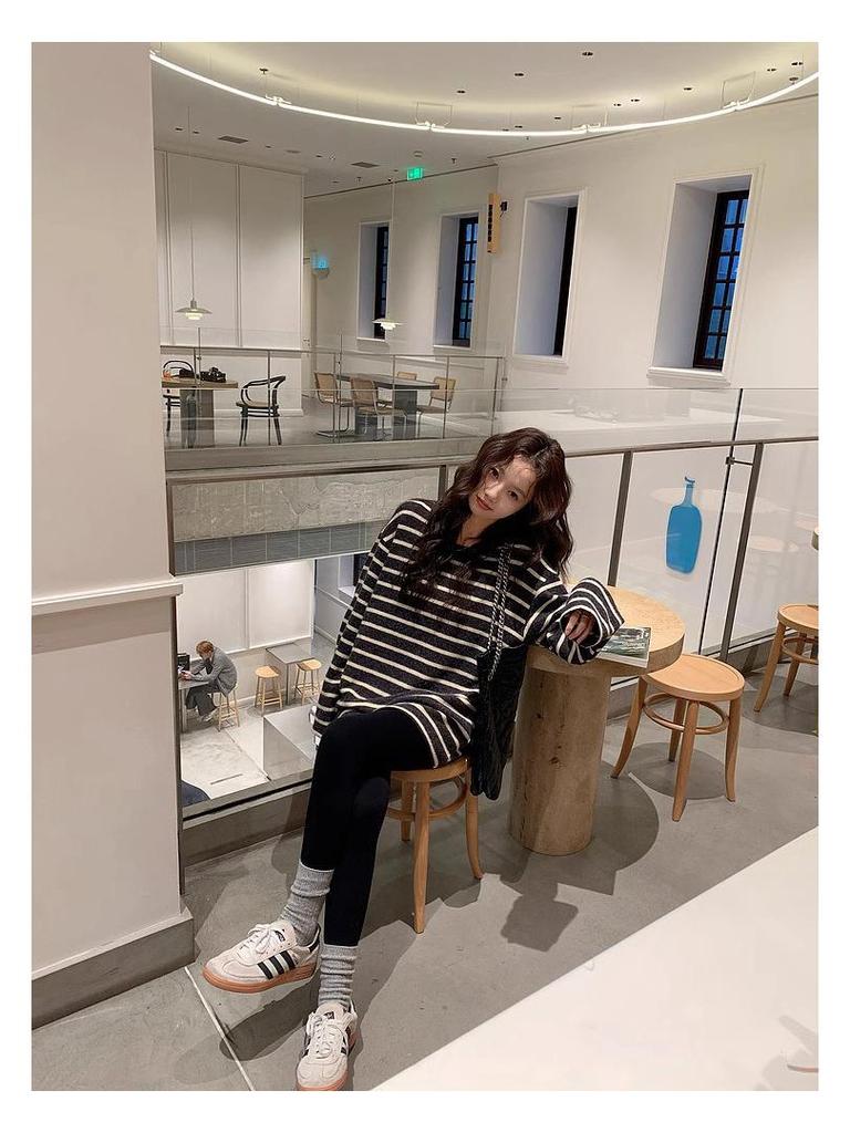 Autumn/Winter Japanese Style Color Block Stripe Loose Fit Round Neck Top