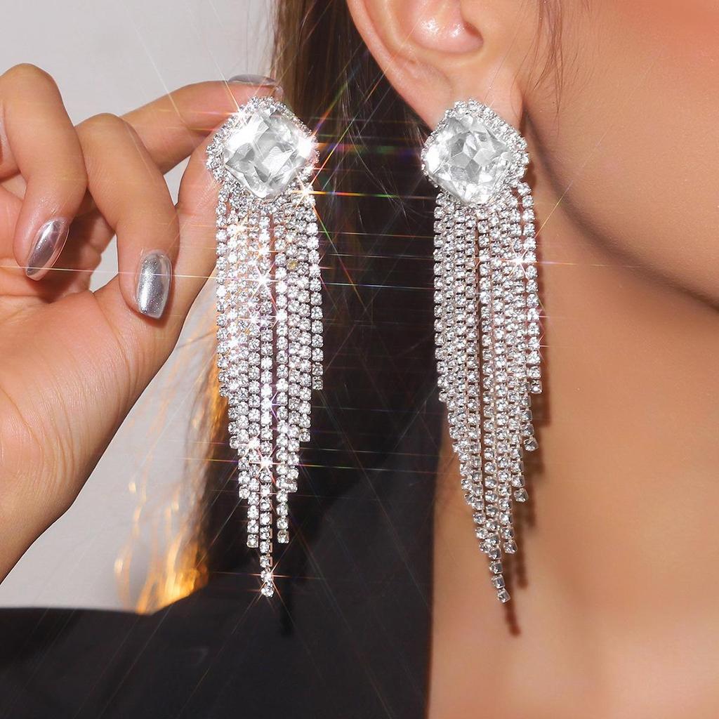 European & American Luxury Long Tassel Earrings: Sparkling Diamond & Crystal Studs for Women