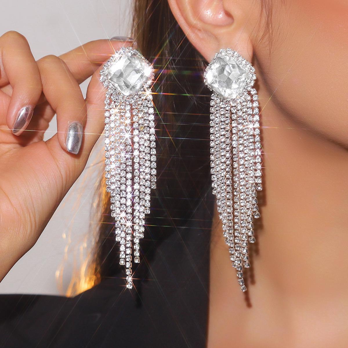 

Европейские и американские роскошные серьги с длинной кисточкой: Сверкающие серьги-пусеты с бриллиантами и кристаллами для женщин