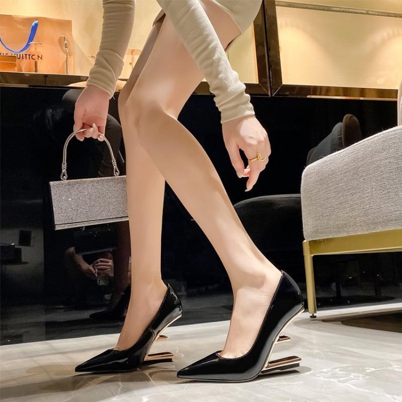 Fashion 2024 New Women Pumps Pointed Toe High Heels Ladies Letter Strange Heel Wedges Runway Party Wedding Dress Valentine Shoes
