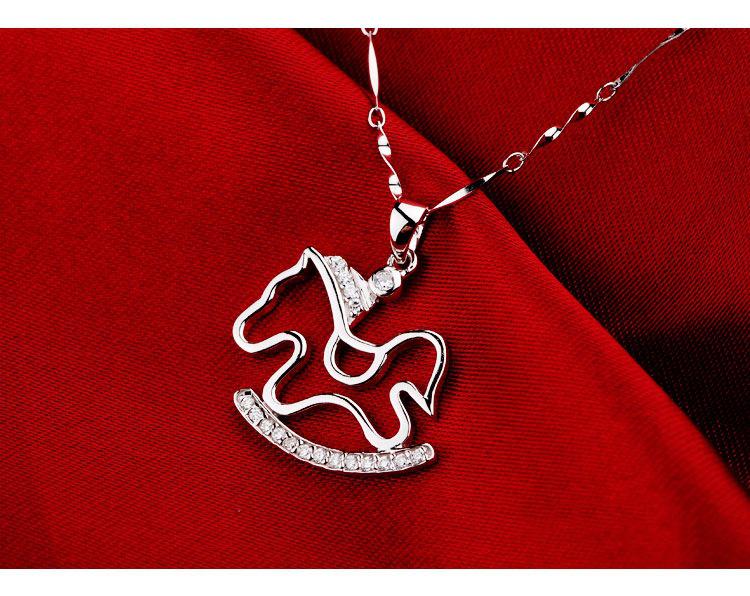 Korean Fashion Imitation Silver Zircon Pendant Necklace for Women