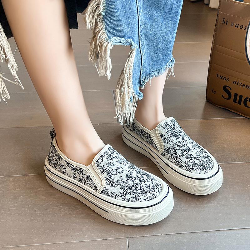 Fashion The new sneakers are stylish and comfortable for summer 2024 casual espadrilles  flats shoes women